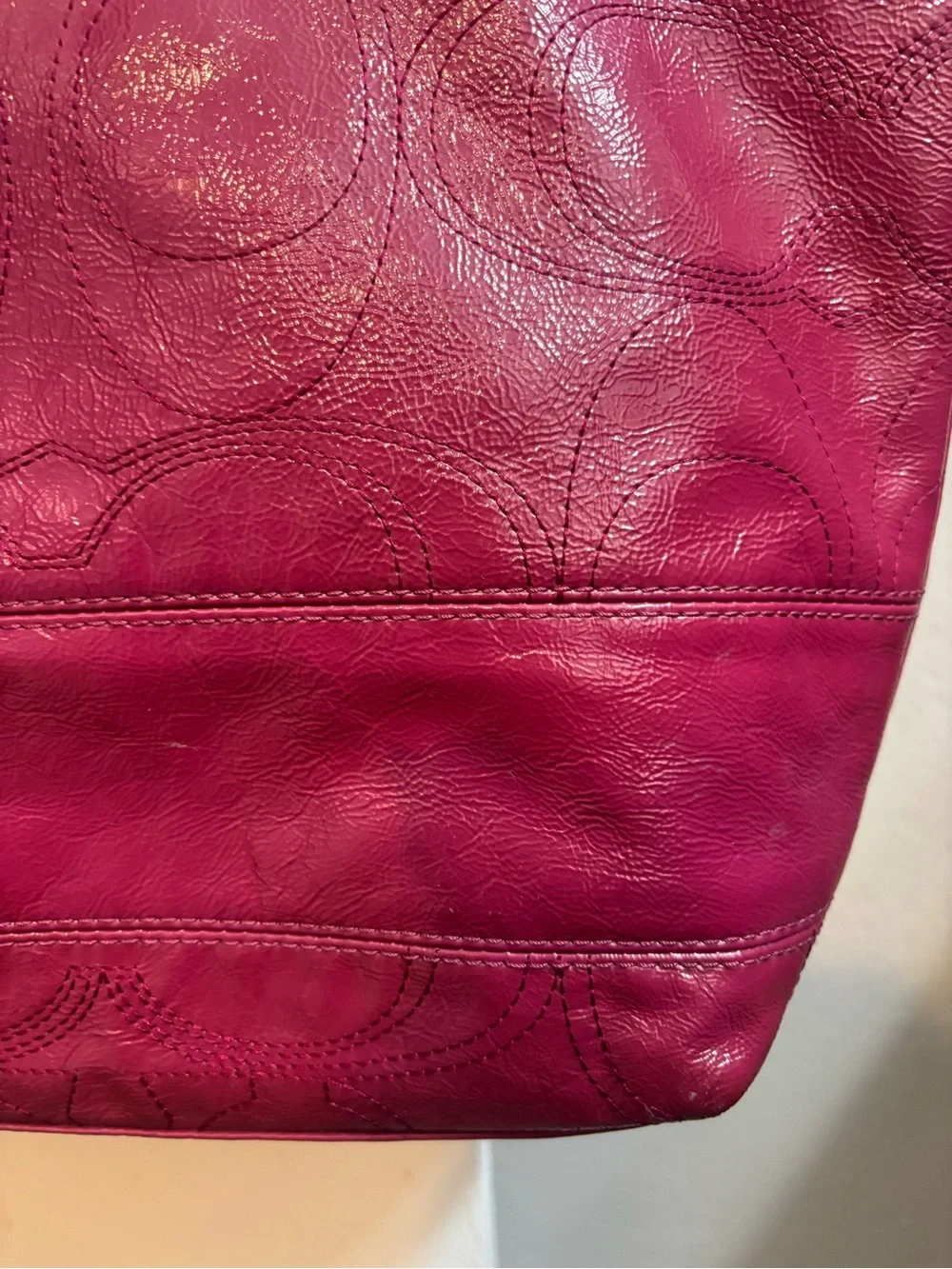 Coach F15142 Magenta Patent Leather Signature Tote